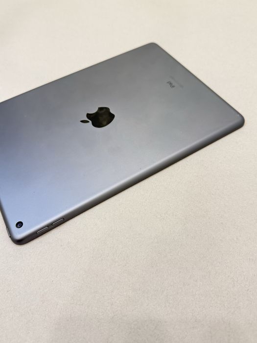 Планшет APPLE iPad 9 покоління 10.2 64gb 2021 Space gray з гарантією