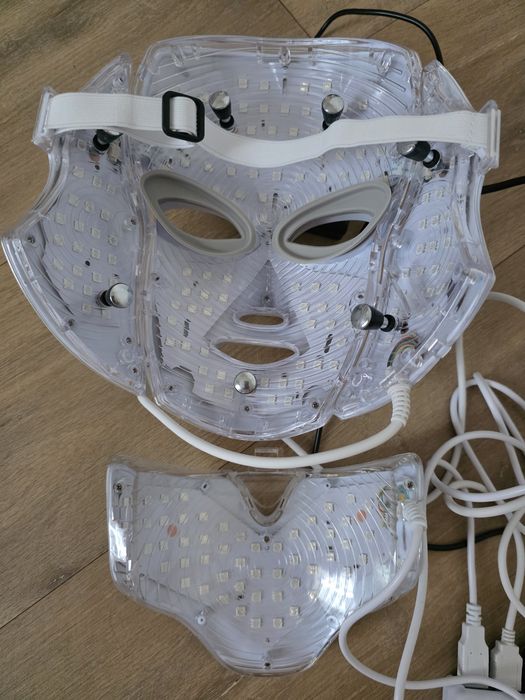 Erthskin London 7-kolorowa maska LED na twarz i szyję
7