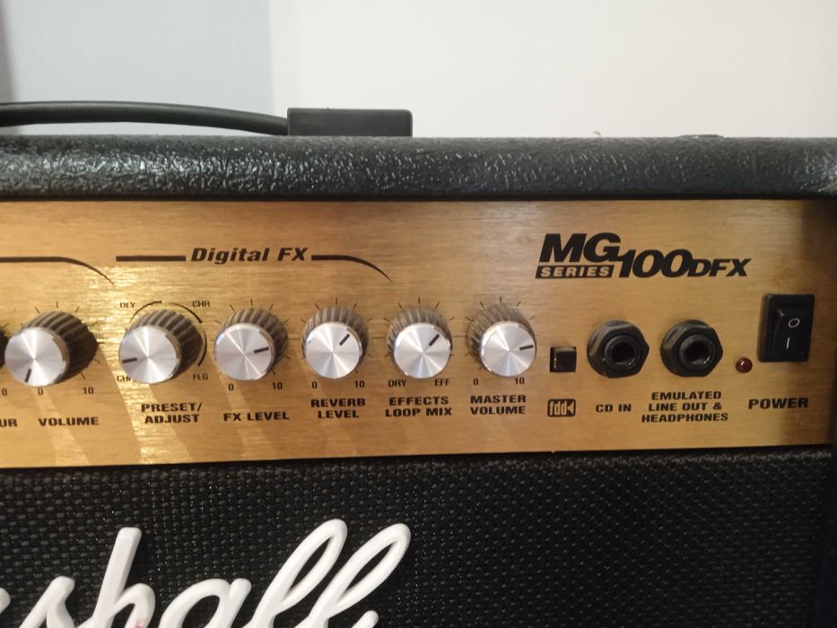 Marshall MG100DFX