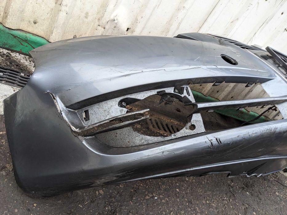 Audi A4 B7 Kombi Avant Zderzak Przód Przedni Lakier LX7Z