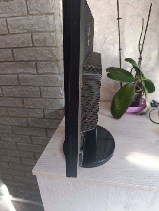 Продаю монітор не дорого