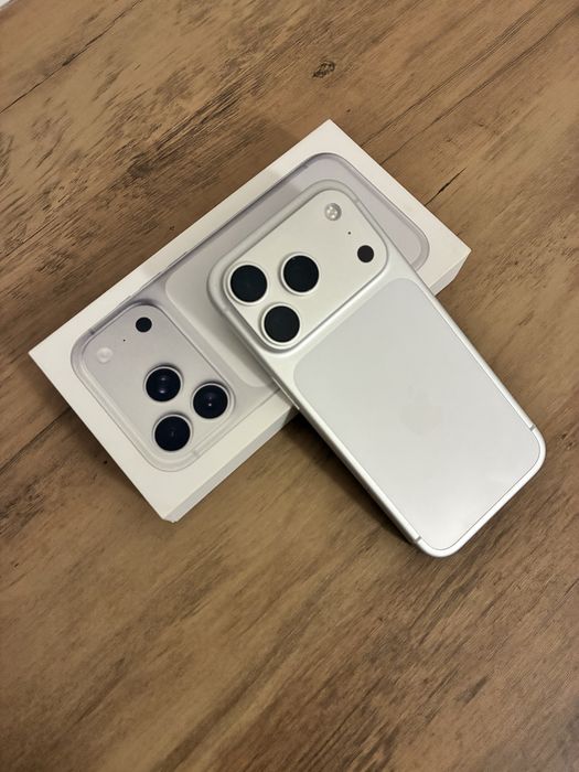 IPhone 17 Pro muito novo
