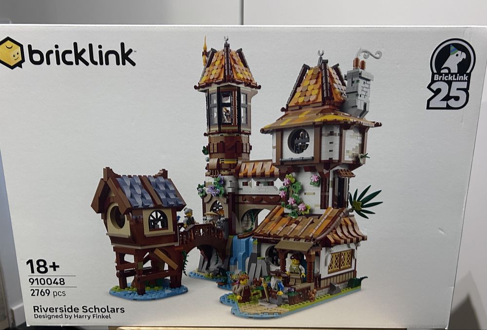 LEGO® 910048 BrickLink Designer Program - Akademia uczonych z nadrzecza