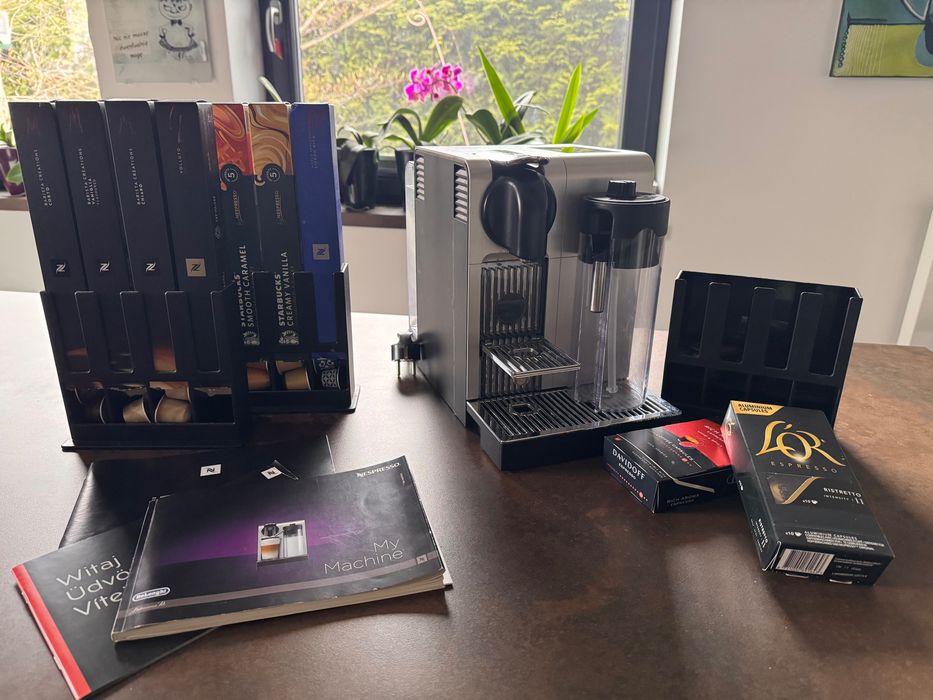 Ekspres na kapsułki Nespresso DeLonghi EN750 MB Lattissima Pro