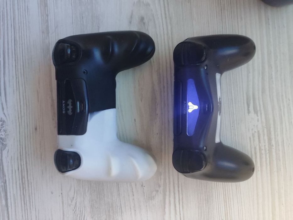 Продам консоль Sony PLAYSTATION 4 SLIM 1TB