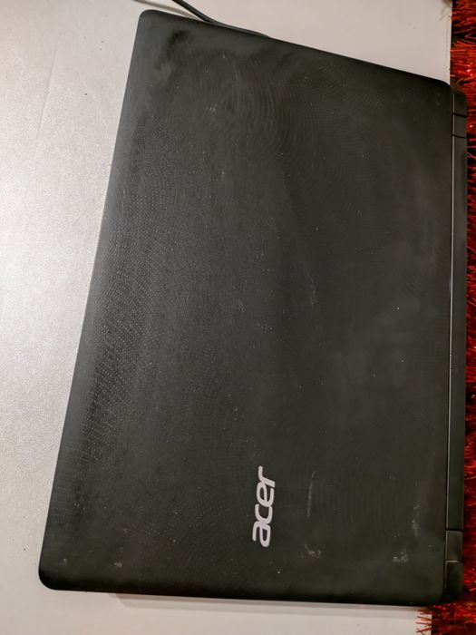 Acer Aspire es 15 es1-533-p54f в робочому стані