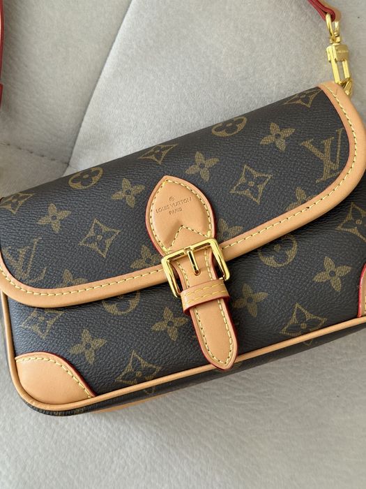 Louis Vuitton Pouch64740307497987121