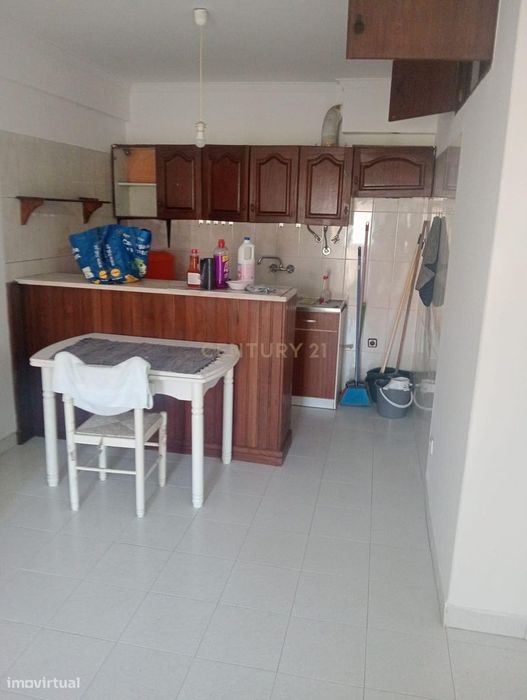 T1 Usado Centro Almada - Oportunidade Única! — Almada, Cova Da Piedade, Pragal E Cacilhas, Setúbal