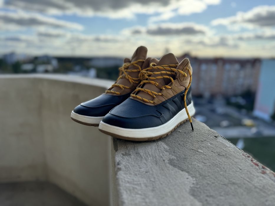 Зимні кросівки адідас, боти,adidas.