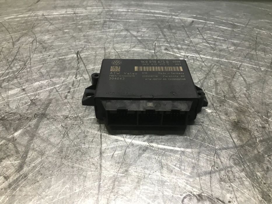 MODULO DOS SENSORES DE ESTACIONAMENTO VOLKSWAGEN GOLF VI 1K9919475B