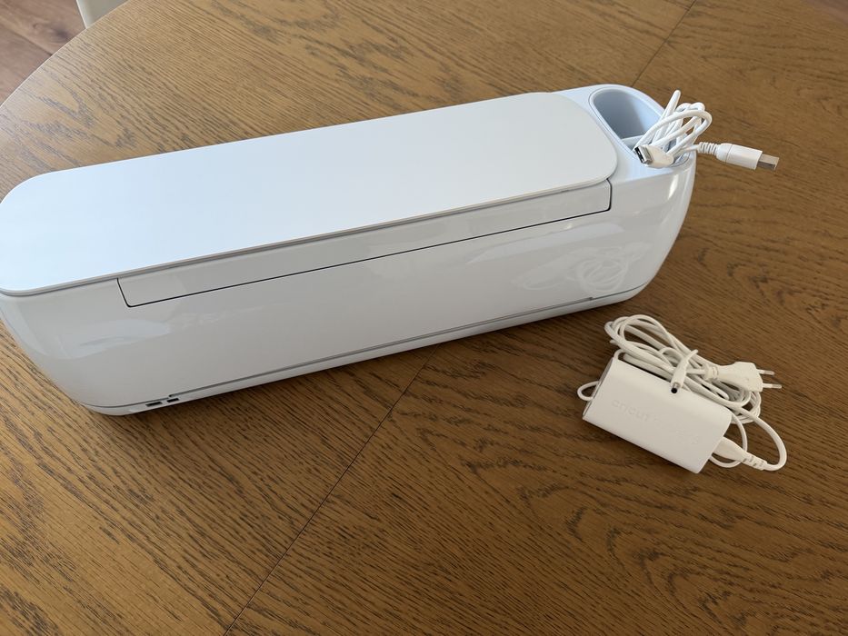 Cricut maker 3 como nova