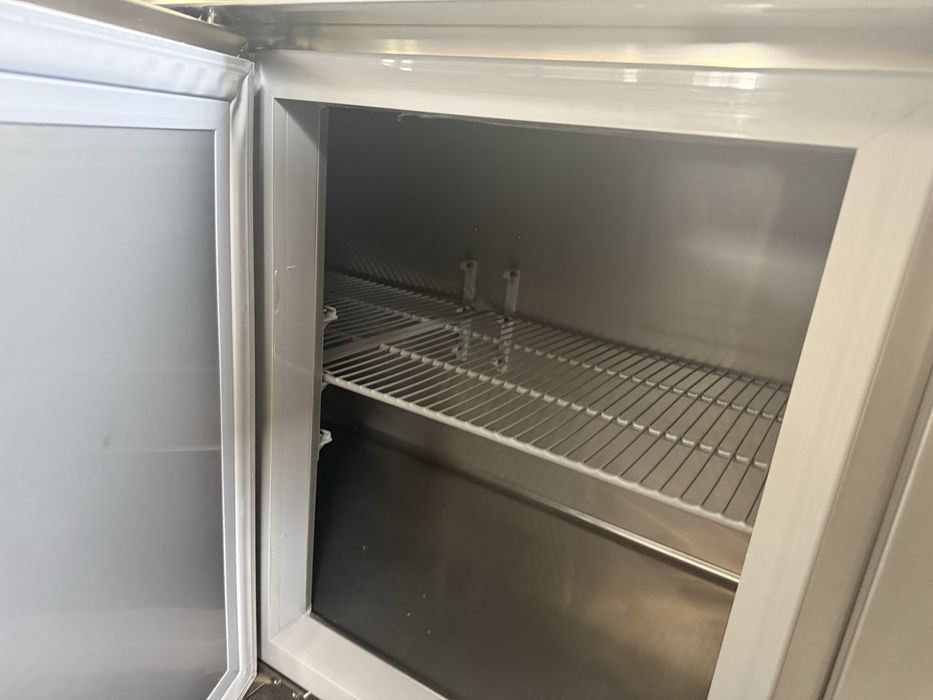 Balcão bancada três portas refregerada Magnus frio ventilado