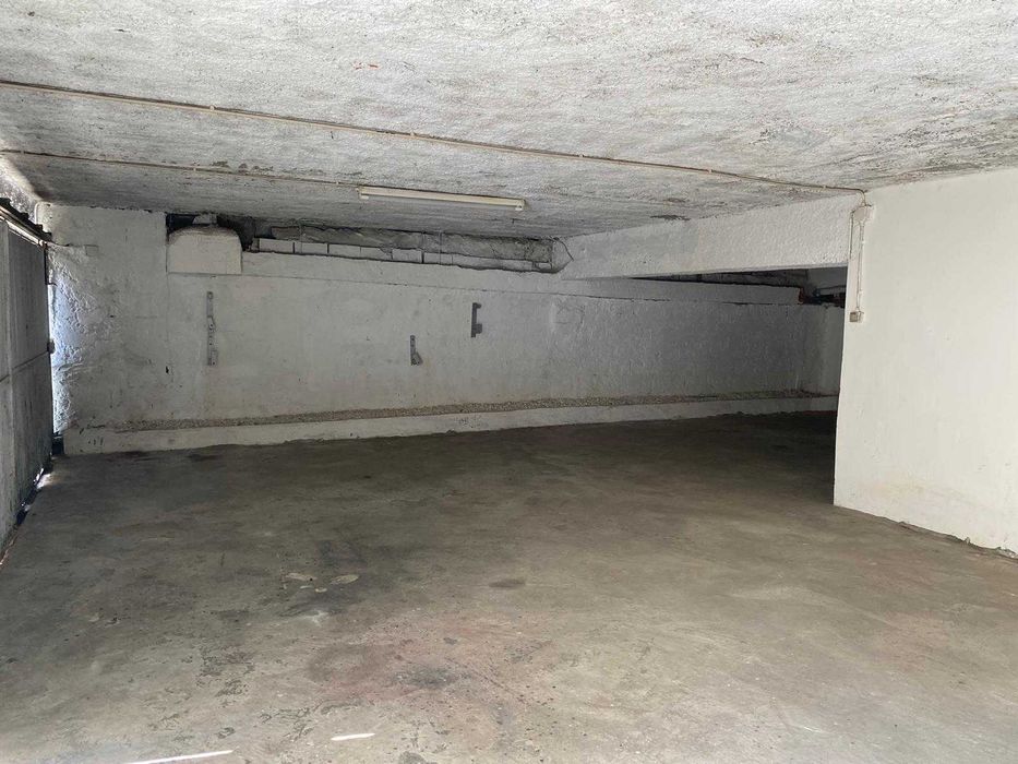 Garage Para varios carros ou como depósito