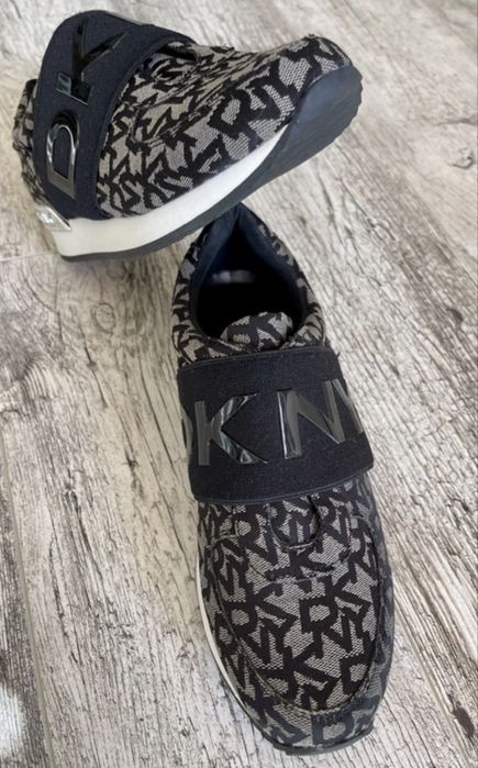 DKNY snicersy buty wkładane rozm 37 na wiosnę oryginalne