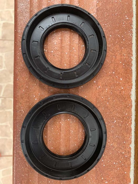 Сальник редуктора Mercedes A0229979847, оригінал