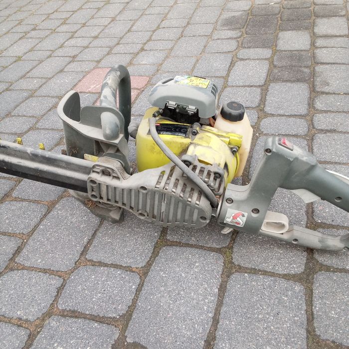 Nożyce ogrodowe spalinowe robi
