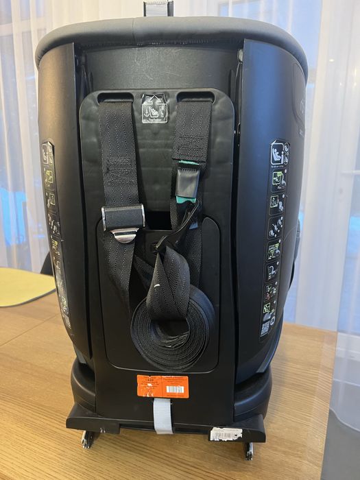 Автокрісло Britax Römer 9–36 кг / ISOFIX / SICT Inside / Німеччина