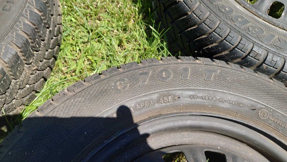 Koła R13 UNO zima+lato 4sztuki KLEBER/DĘBICA jak nowe !!!