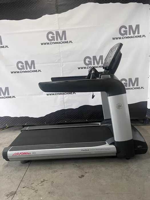 Bieżnia Life Fitness Elevation 95T AchieveLED Inspire Matrix gwarancja