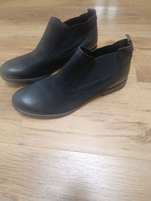 Sprzedam botki damskie Lasocki