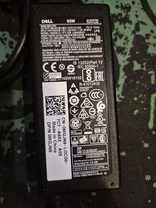 Ноутбук Dell Inspiron 5570