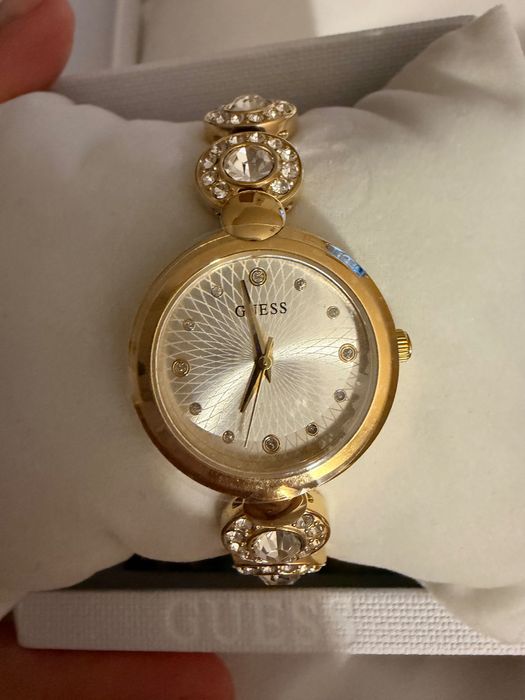 Relógio Guess Dourado