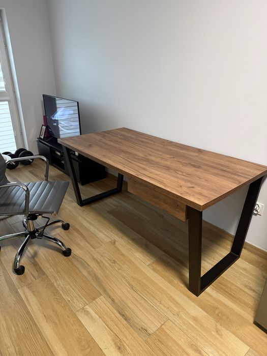 Biurko 160x80, płyta meblowa