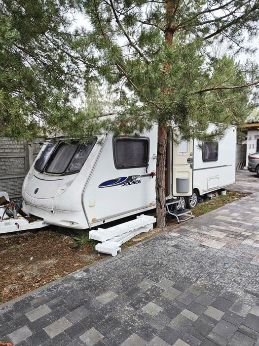 ACE Viscount автобудинок
Гарний дуже! зручний  та затишний будинок для