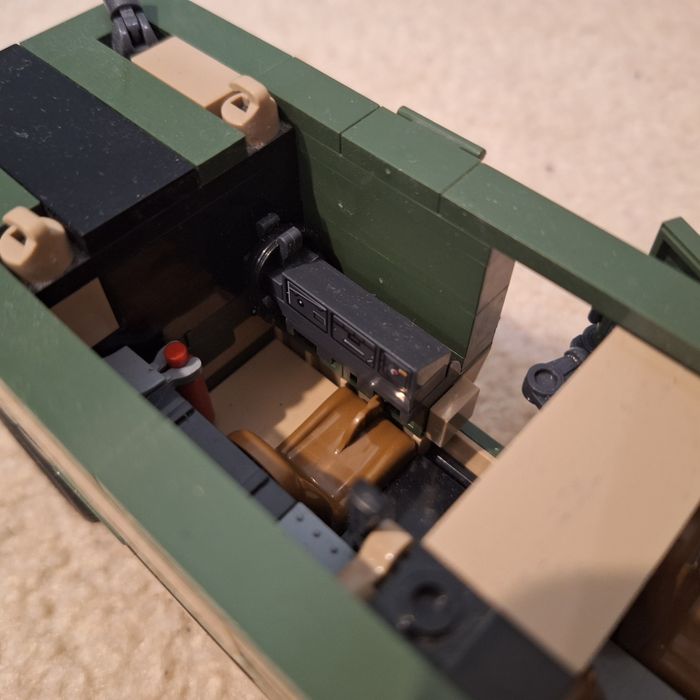 Cobi moc samochód pancerny kleszcz