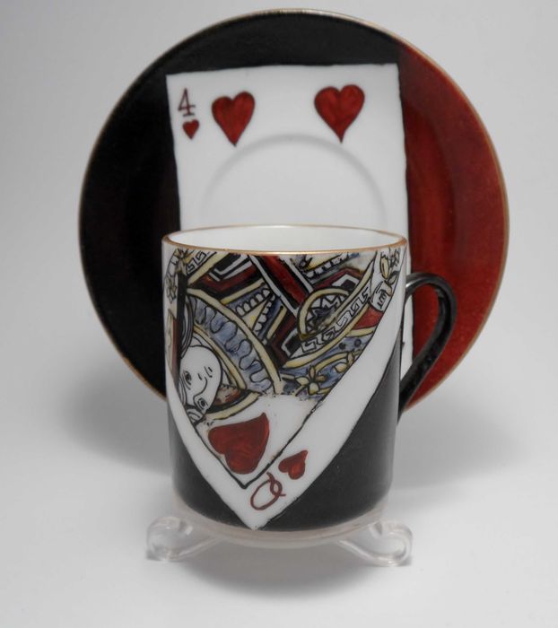 Chávenas de café pintadas a mão