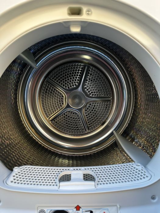 Сушильная машина Siemens iq800 WT47Y701/09