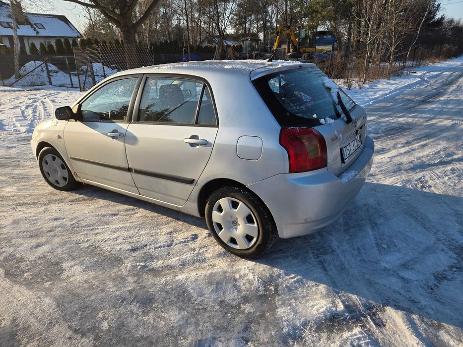 Toyota corolla e12 klimatyzacja sprawna jeżdżącą