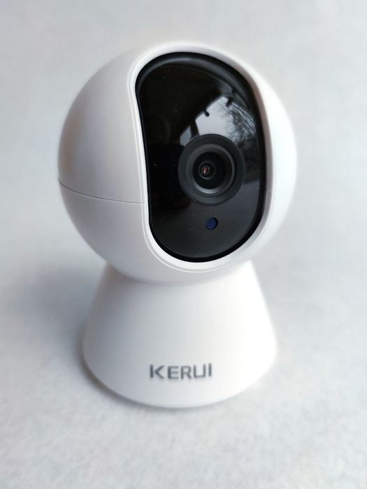 Камера відеоспостереження з функцією мікрофону