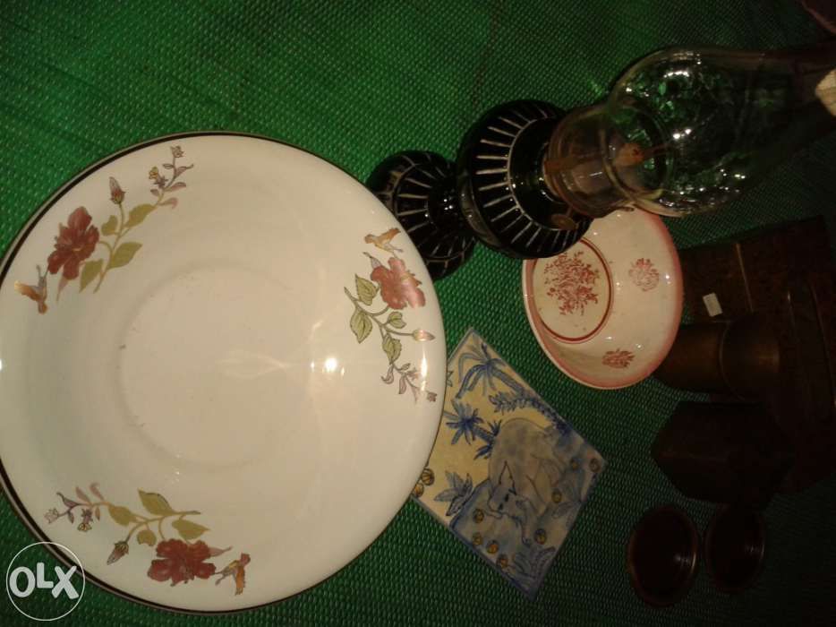 Peças decoração e uso antigas.