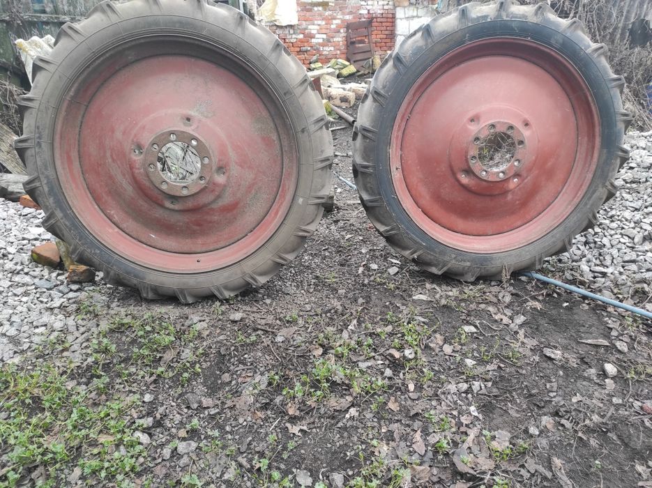 Тракторні колеса