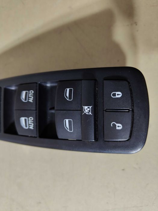 panel szyb kierowcy jeep grand cherokee wk2