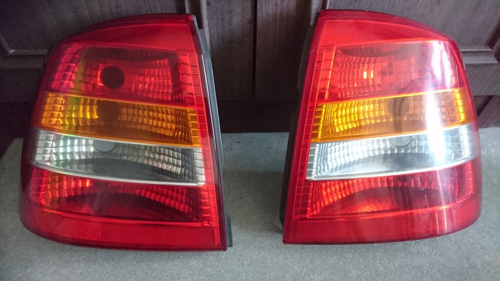Lampa tylna Opel Astra II