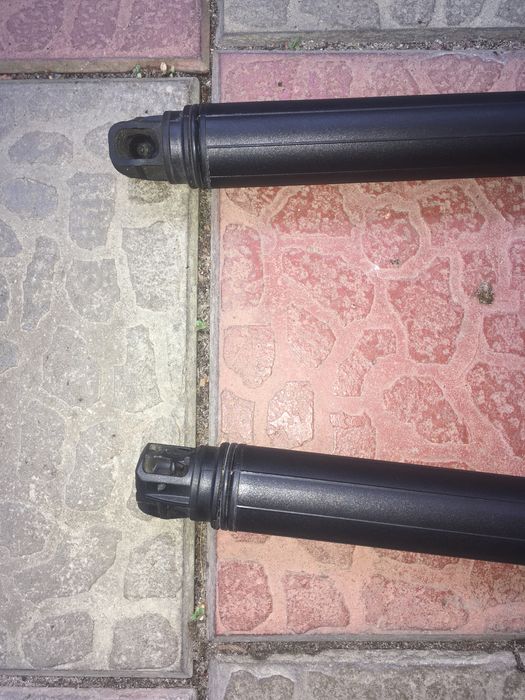 Привод амортизатор крышки багажника Seat Ateca оригинал