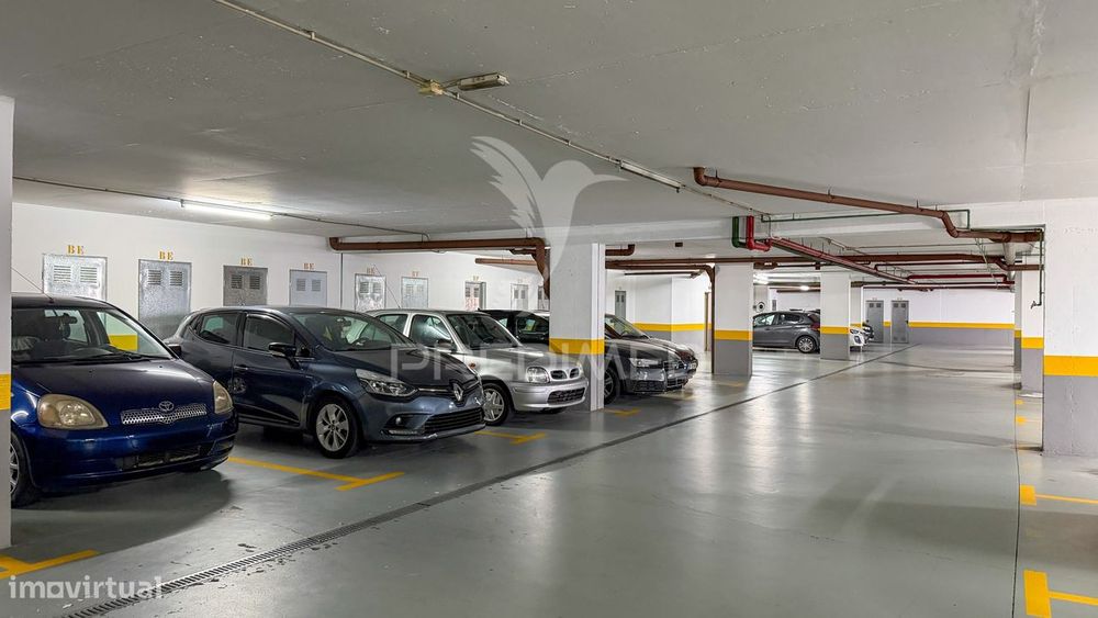 T2+1 no Rés-do-Chão | Ampla Varanda Coberta | Arrecadação | Estacio...