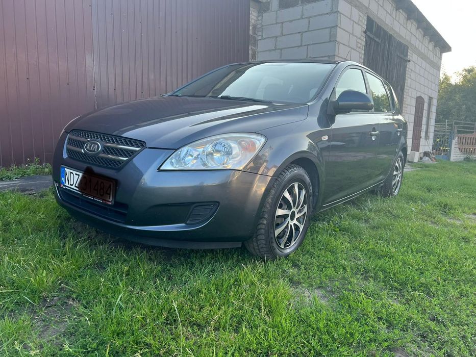 Kia ceed 1.6 diesel / hatchback