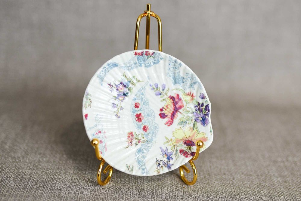 Sarreguemines Lavalliere – Antyczna miseczka muszla, XIX w. Francja