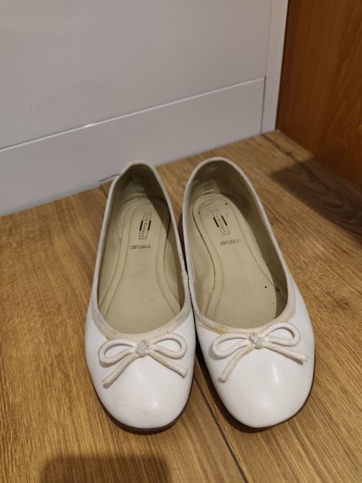 Balerinki skórzane białe r.41