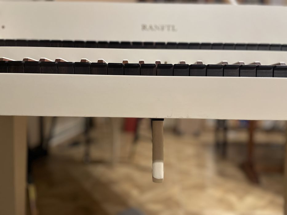 Klawesyn Ranftl, 2 manualy 5 oktaw