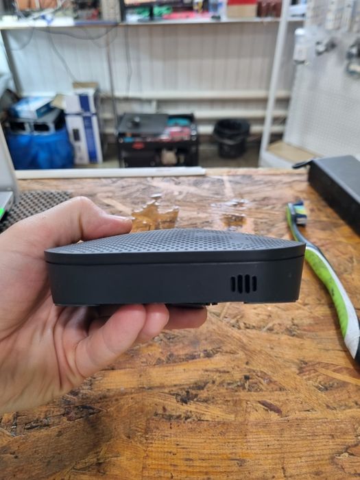 Спикерфон Logitech P710e