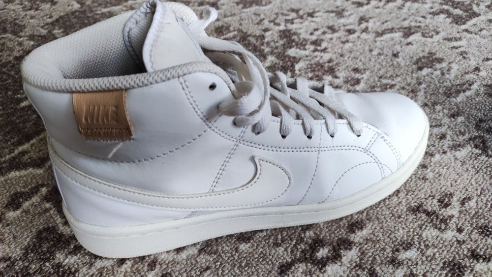 Кросівки Nike жіночі. 39розм. 25см