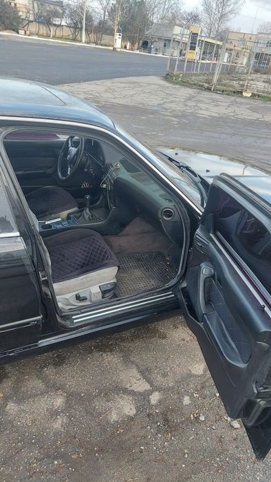 Продам BMW 520i E34