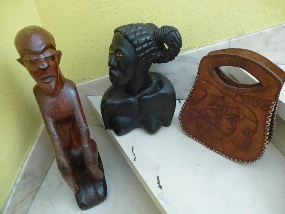 Malinha e  esculturas de arte Africana
