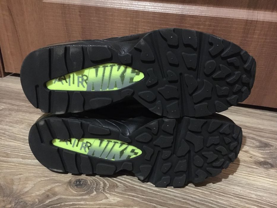 Продам кросівки Nike air max