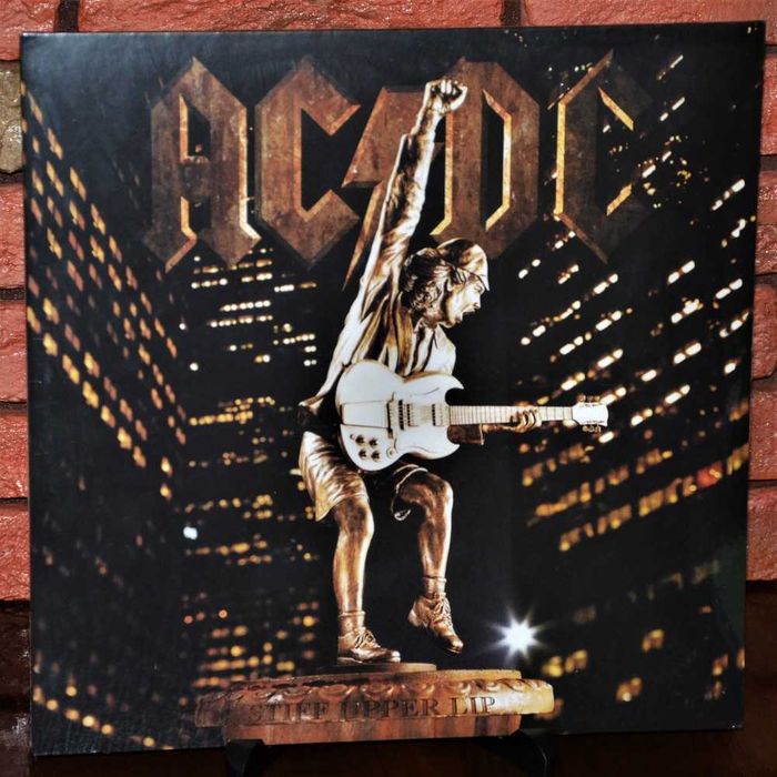 Вінілові платівки AC/DC, частина 1