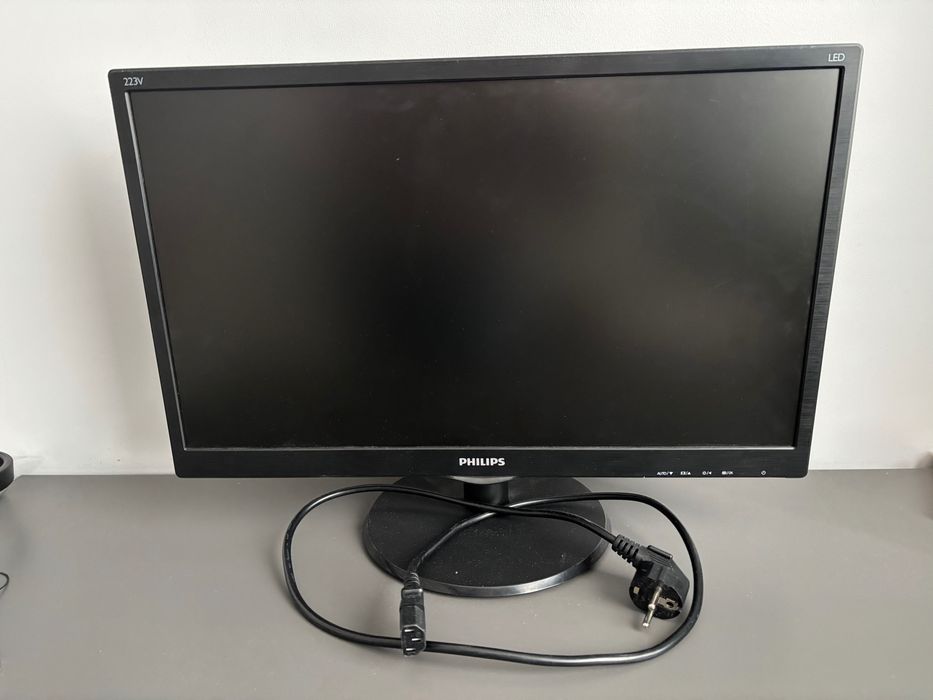 dell inspiron 3593 + monitor Philips GRATIS